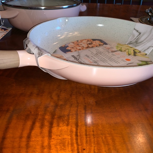 Pink Ombré masterclass Pan or Pot NEW! Cooking - Picture 3 of 9